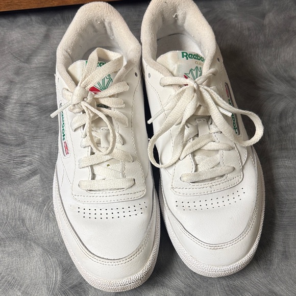 Reebok Club C 85 White and Green Classic Sneakers - Picture 2 of 4